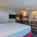 Towneplace Suites By Marriott Indianapolis Airport